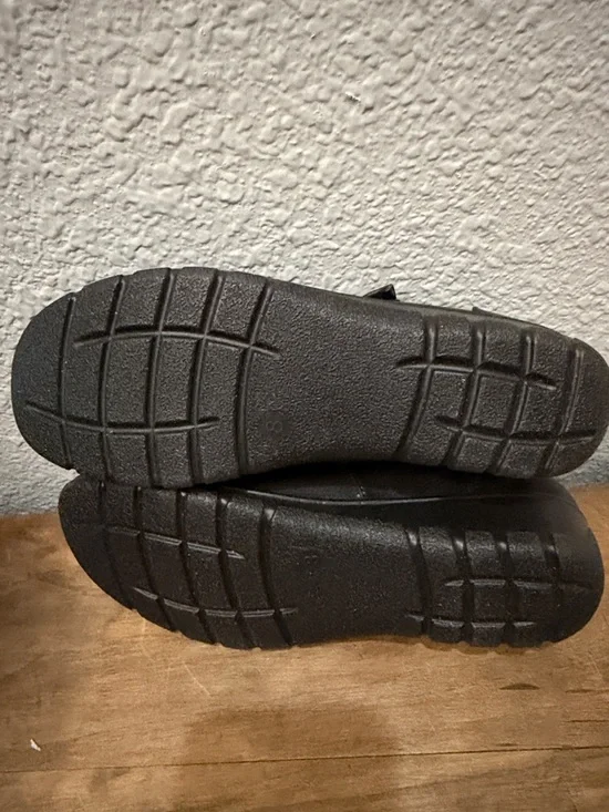 Easy Street Women’s Navy Mary Jane Comfort Shoes - size 8 - Picture 5 of 7